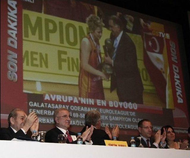 Galatasaray Kongresinde Şampiyonluk Sevinci