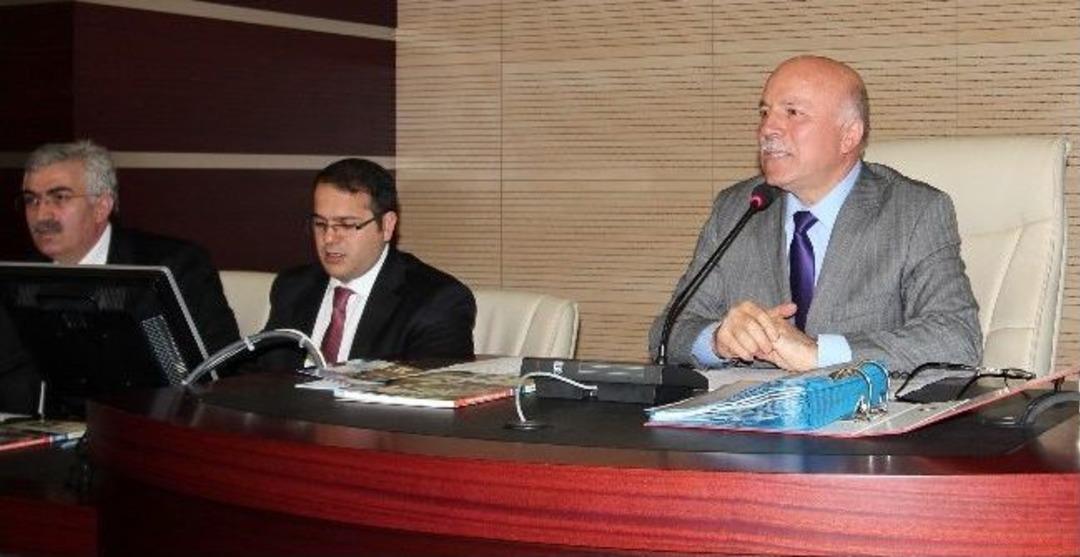 B&uuml;y&uuml;kşehir Meclisi, Sekmen'in Başkanlığında Toplandı