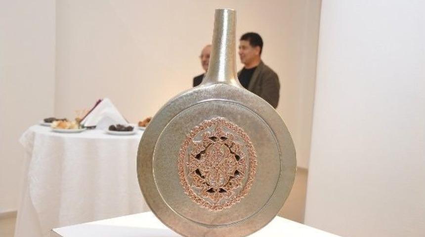 Seramik &Uuml;zerine Anadolu Motifleri İşlendi