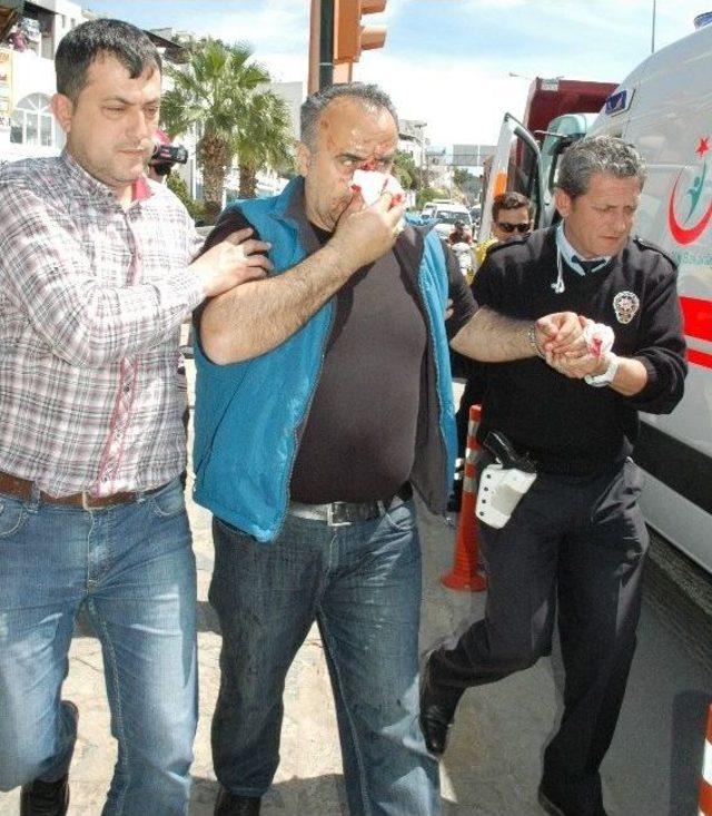 Bodrum da Taraftar Otob&uuml;s&uuml; Taşlandı: 1 Yaralı 3