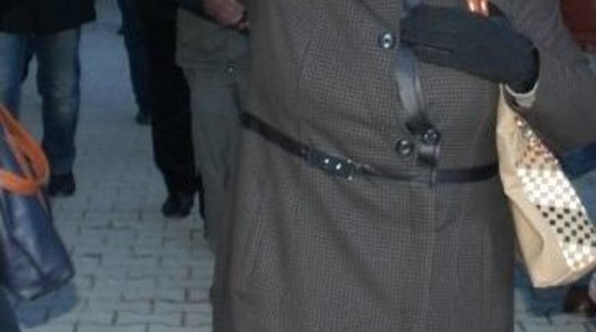 Bdp Belediye Eş Başkanı'na Bı&ccedil;aklı Saldırı