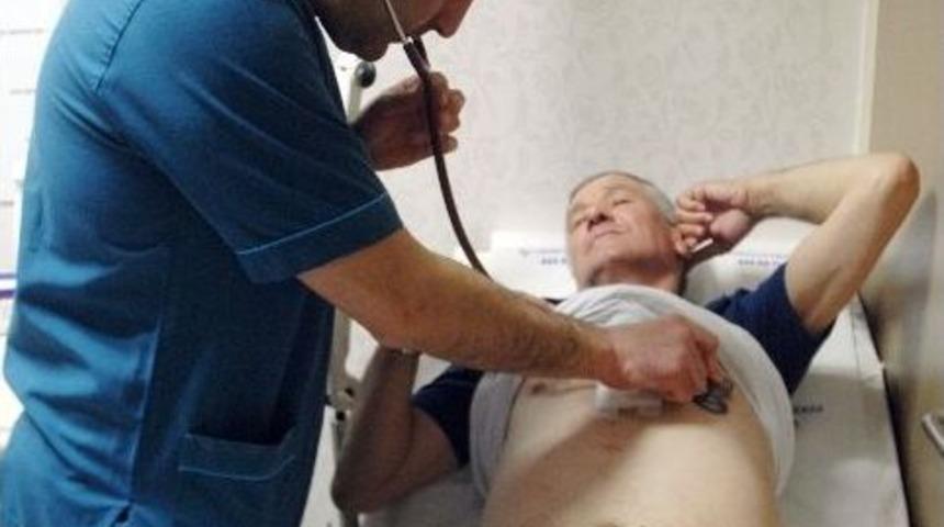 Ambulans Şof&ouml;r&uuml; Kalp Krizi Ge&ccedil;iren Hastayı Taşırken Kalp Krizi Ge&ccedil;irdi