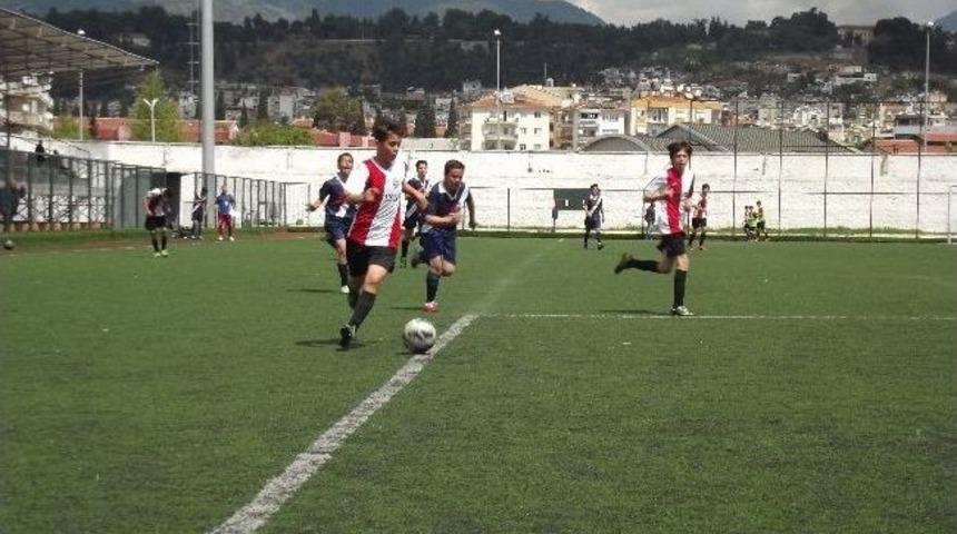 K&ouml;pr&uuml;l&uuml; Ka&ccedil;tı, Yıldız Yakalayamadı