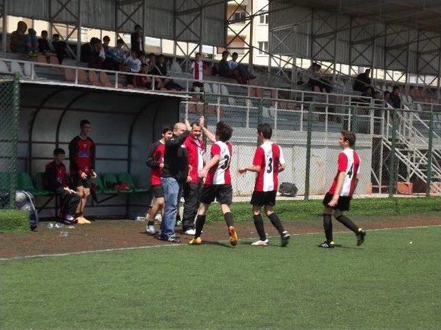 K&ouml;pr&uuml;l&uuml; Ka&ccedil;tı, Yıldız Yakalayamadı 3