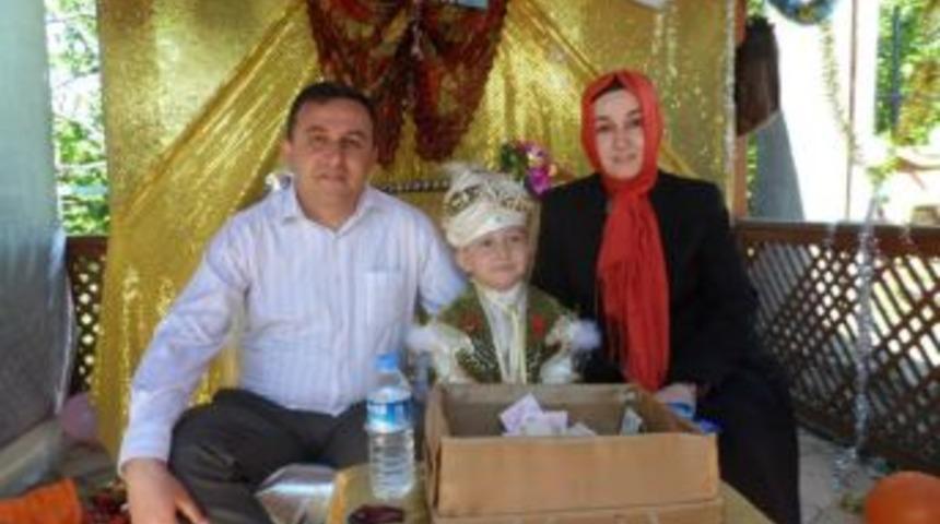 Yunus Emre Er Erkekliğe ilk adımını attı