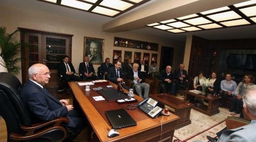 G&uuml;def&rsquo;ten Tebrik Ziyareti