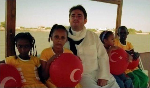 Afrikalı Savaş Yetimlerinin Sesini Duyuruyor