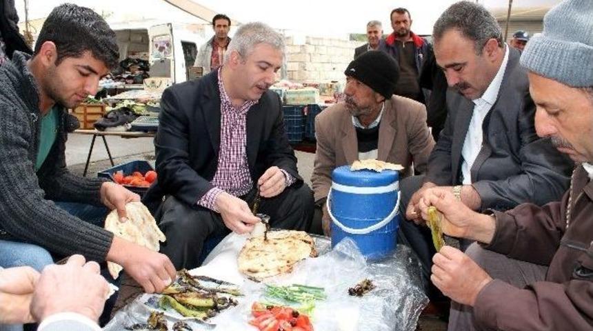 Milletvekili Yetiş Pazarcı Esnafına Teşekk&uuml;r Etti