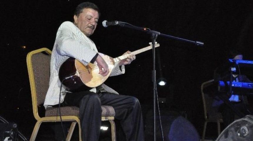 Ekrem &Ccedil;elebi G&ouml;reme&rsquo;de Konser Verdi