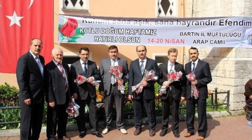 Esnafa Kutlu Doğum G&uuml;l&uuml; Dağıtıldı