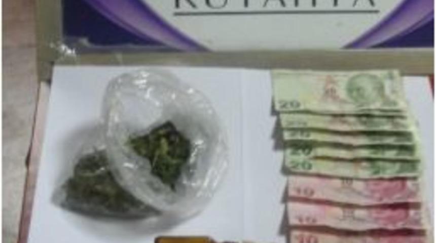 K&uuml;tahya'da Uyuşturucu Operasyonu