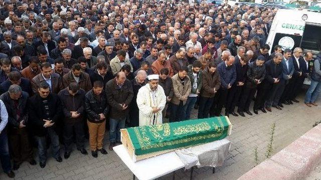 Sivas İl Genel Meclisi Eski Üyesi Özen Toprağa Verildi 2