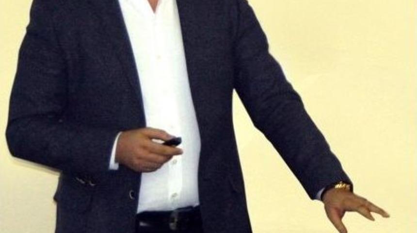 &lsquo;21. Y&uuml;zyılda Girişimcilik&rsquo; İnovasyon Cafe&rsquo;de Tartışıldı