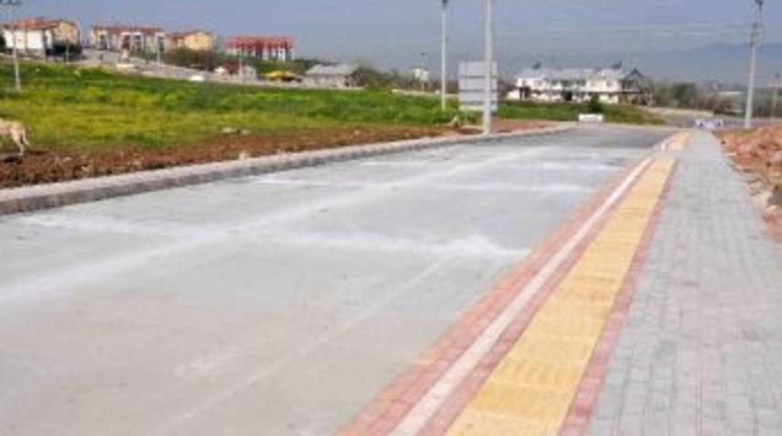 Başiskele&rsquo;de Beton Yol &Ccedil;alışması