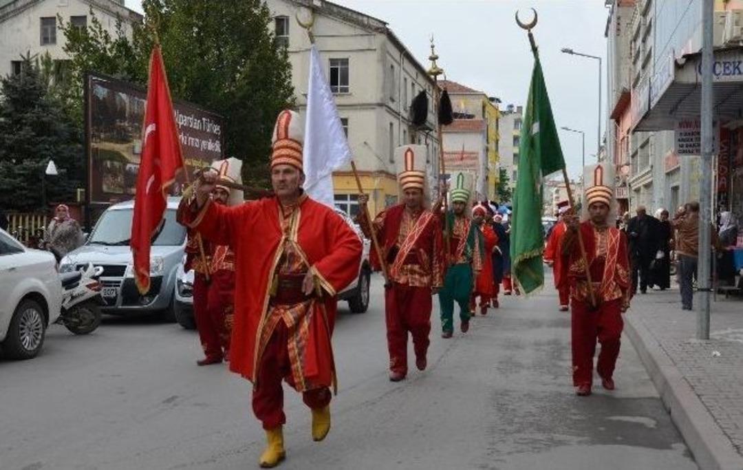 İhtiya&ccedil; Sahibi &Ouml;ğrenciler İ&ccedil;in Kermes A&ccedil;ıldı
