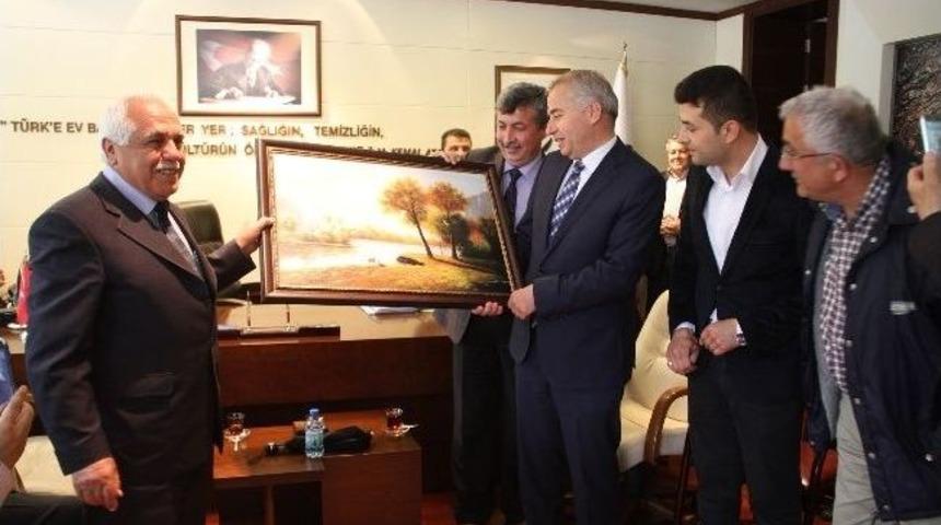 Başkan Zolan K&ouml;yl&uuml;lerini Ağırladı