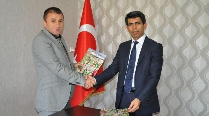 Atat&uuml;rk Anadolu Lisesi'nin 2. Dergisi &Ccedil;ıktı