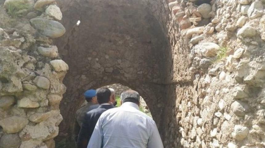 Kaymakam Demirci Birlik K&ouml;y&uuml;n&uuml; Ziyaret Etti