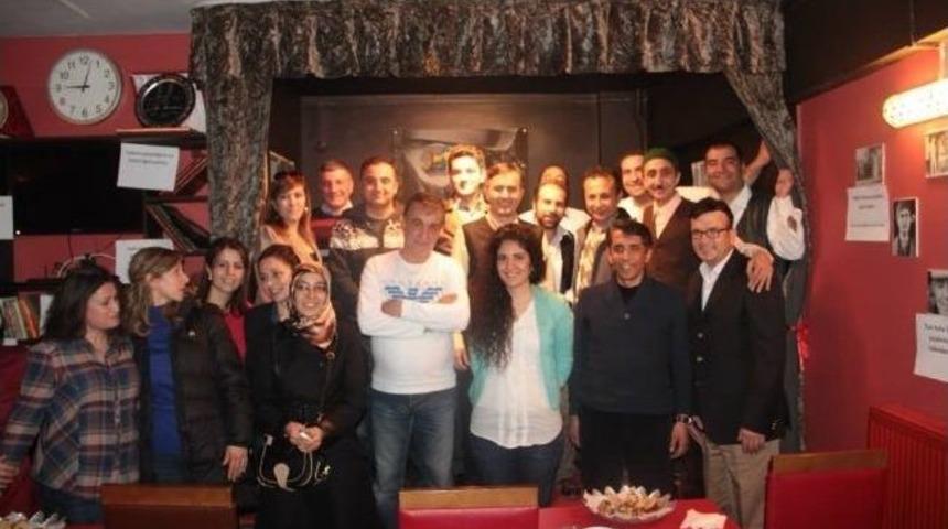 Medya Sanat Polisleri Güldürdü…