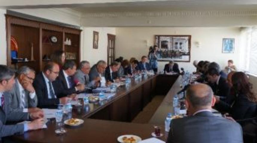 Marmaris Belediye Meclisi Yeni D&ouml;nemin İlk Toplantısını Yaptı