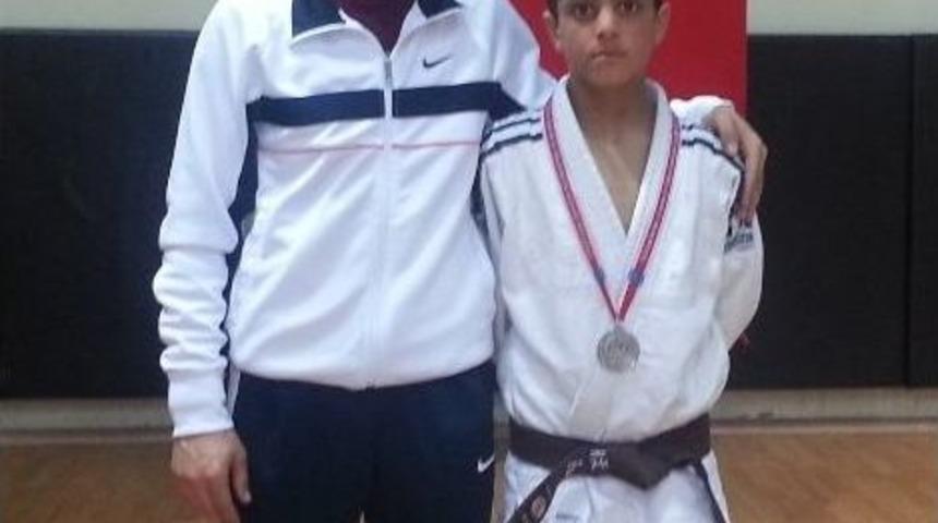 Vanlı Judocu T&uuml;rkiye İkincisi Oldu