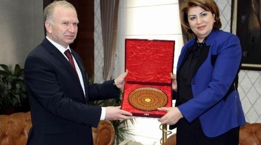 Azerbaycan Eğitim M&uuml;steşarı Nasibova Nevşehir&rsquo;de