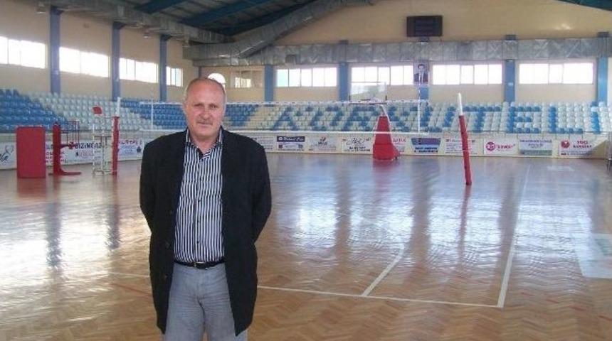 Korkuteli Voleybol Takımına Destek &Ccedil;ağrısı