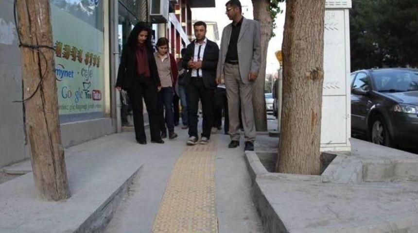 Bismil Belediyesin&rsquo;den 'engelsiz Kaldırım' Seferberliği