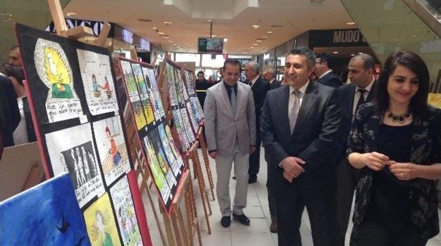 Espark&rsquo;ta &ldquo;&ccedil;izgilerle Peygamberimizin Hadisleri&rdquo; Sergisi