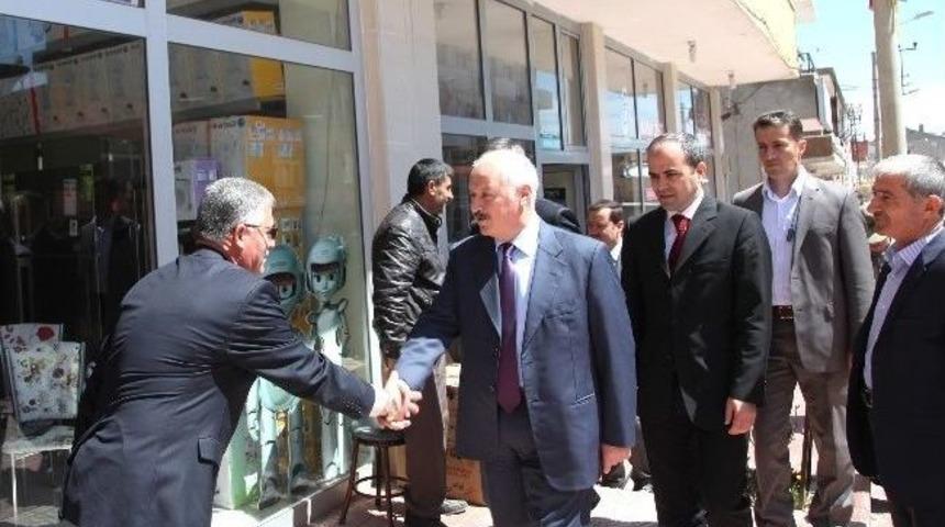 Vali &Ouml;zt&uuml;rk, Ahlat Esnafını Ziyaret Etti