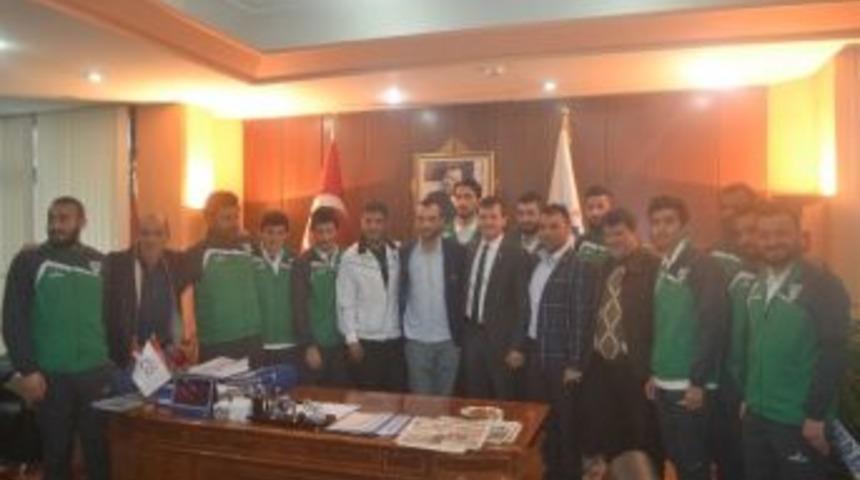 &Ccedil;erkezk&ouml;yspor&rsquo;dan Gen&ccedil; Başkana Ziyaret