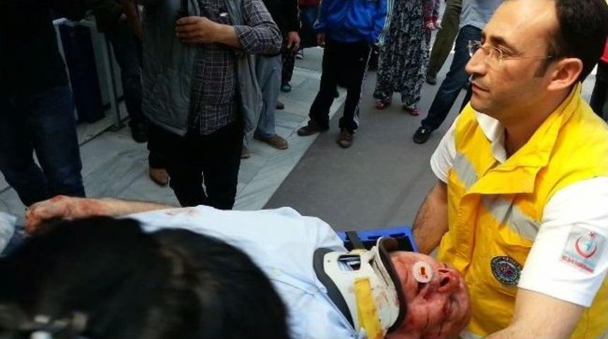 71 Yaşındaki Adama Motosiklet &Ccedil;arptı