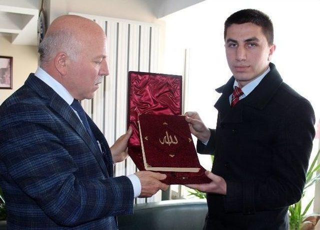 Başkan Sekmen: "bu Makam Halkımın Makamıdır." 2