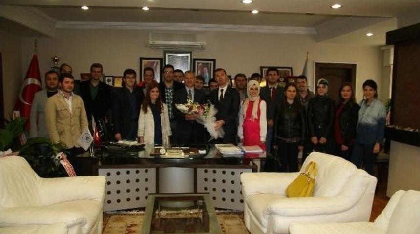 Ak Gen&ccedil;lerden Başkan Dişli&rsquo;ye Ziyaret