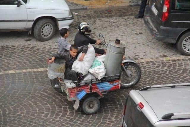 Tehlikeli Motosiklet Yolculukları 1