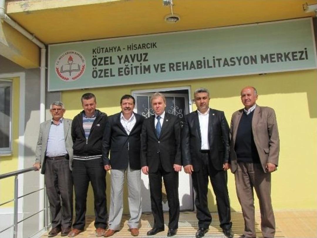 Milletvekili Kavuncu, &Ouml;zel Eğitim Ve Rehabilitasyon Merkezini Ziyaret Etti