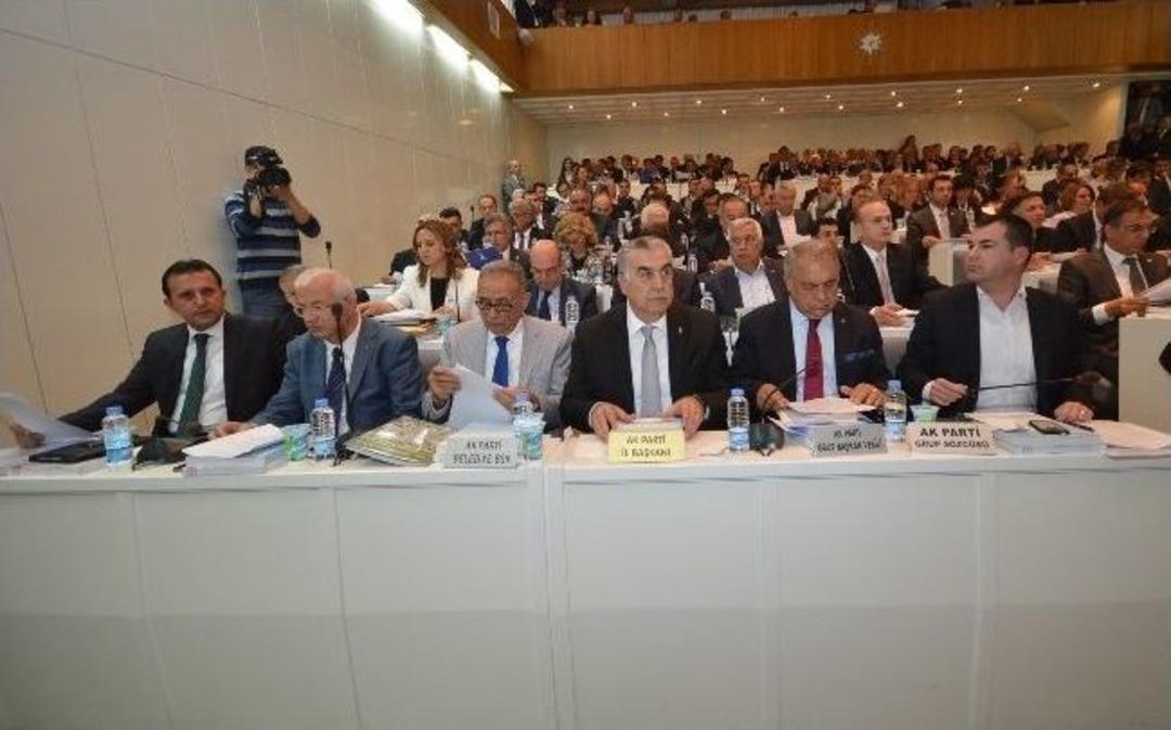 İzmir B&uuml;y&uuml;kşehir'de Yeni D&ouml;nem, Yeni Heyecan