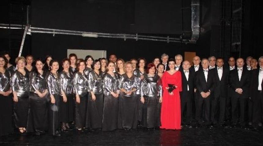 Samsun&rsquo;da &Ouml;ğretmenler Konser Verdi