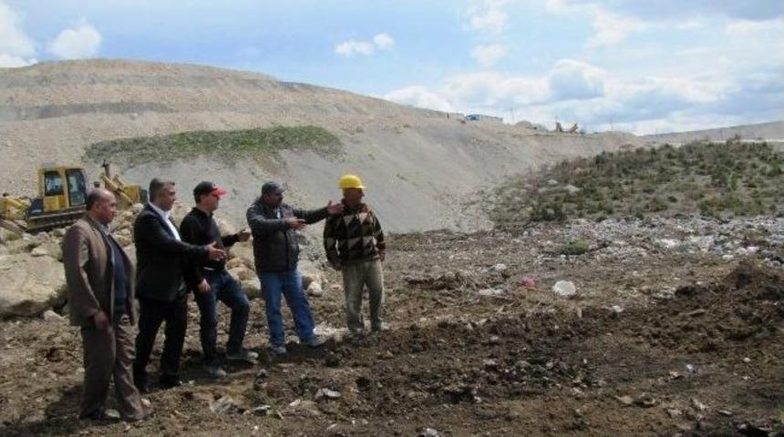 Hisarcık&rsquo;ta Eski &Ccedil;&ouml;p Toplama Alanı Toprakla Kapatılıyor