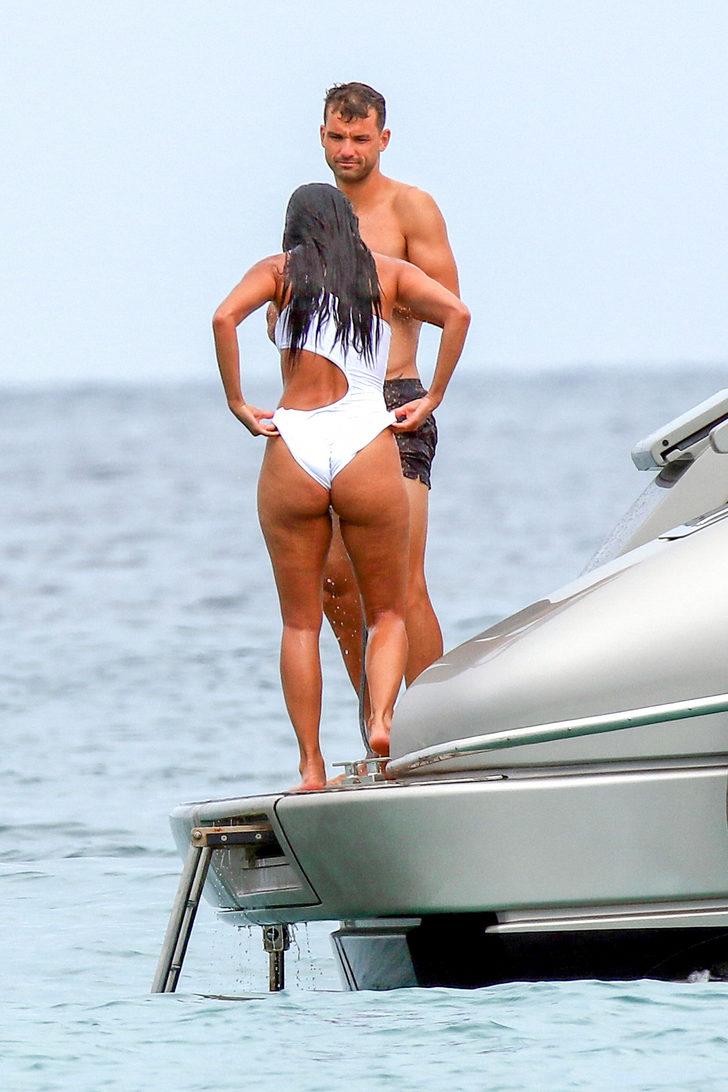 Teknede duş anları olay oldu G5