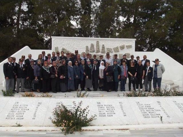 Ödemişli Kıbrıs Gazileri, 40 Yıl Sonra Yeniden Kıbrıs’a Çıkarma Yaptı