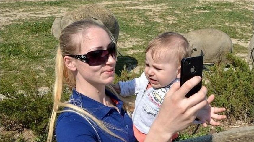 Bu Da &ldquo;izmir&rdquo; Selfiesi