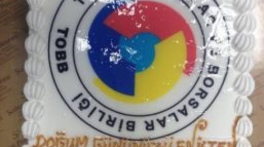 Tobb Başkanı Hısarcıkoğlu'ndan B&uuml;y&uuml;k Jest