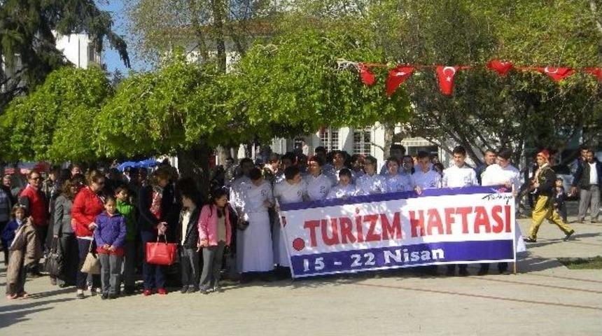 Tekirdağ&rsquo;da 38. Turizm Haftası T&ouml;reni D&uuml;zenlendi