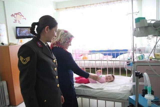 İl Jandarma Komutanlığından Hasta Ziyareti