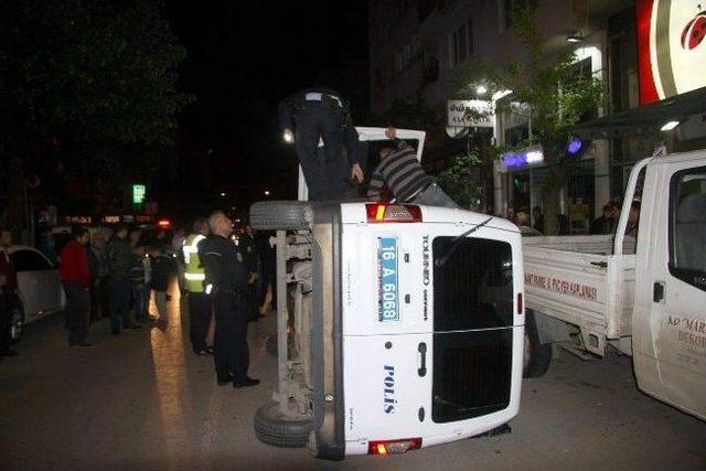 Polis Aracının Takla Atmasına Sebep Olan Kapkaç Zanlıları Yakalandı