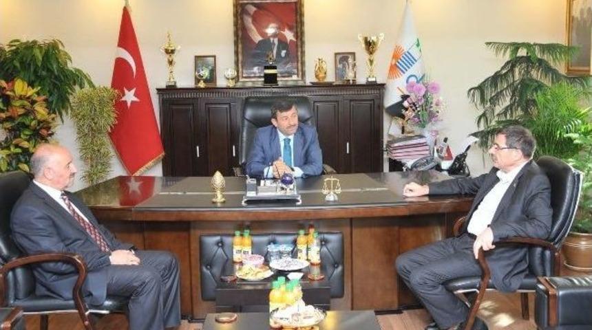 Milletvekili Şeker Başkan Doğan&rsquo;ı Ziyaret Etti