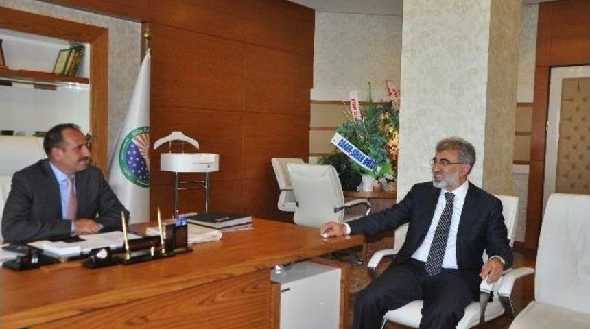 Bakan Yıldız, G&ouml;lbaşı Belediyesini Ziyaret Etti