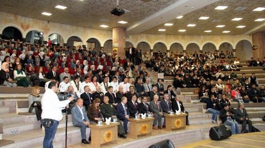 Turizm Haftası A&ccedil;ılış Programına Protokol &Uuml;yeleri Ve &Ouml;ğrenciler Katıldı
