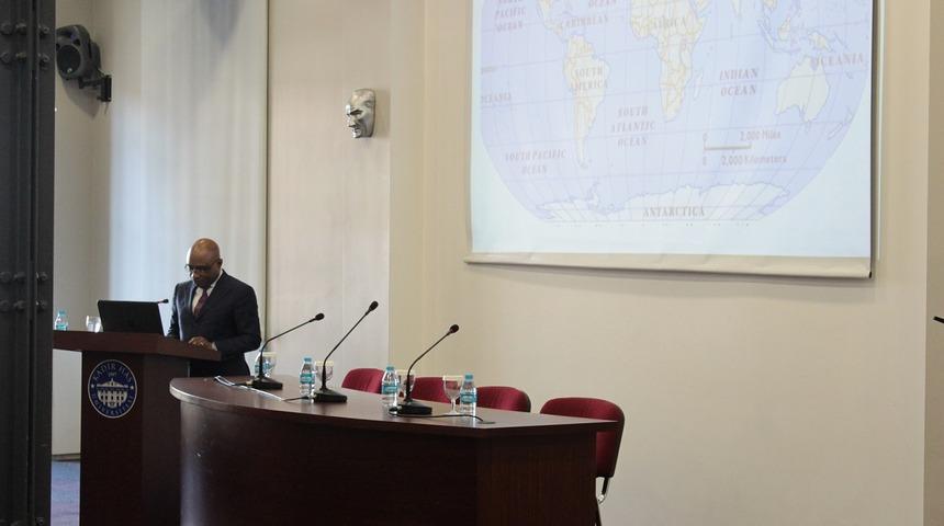 KHAS &ldquo;Uluslararası Deniz Hukuku Yaz Akademisi&rdquo; başladı